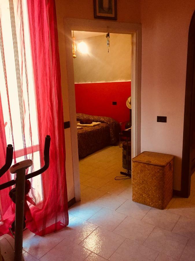Il Girasole Apartment Castel Ritaldi Exterior photo